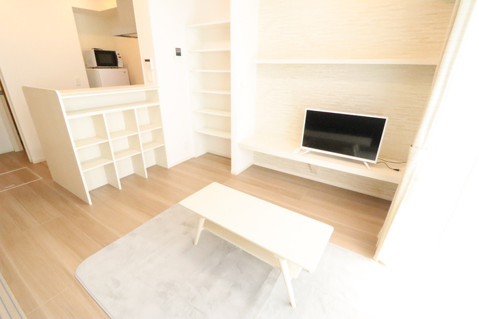 アドバンスの居間・リビング|家具家電つきリビング