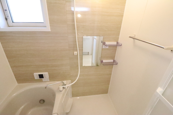 アドバンスの浴室|換気窓のある浴室