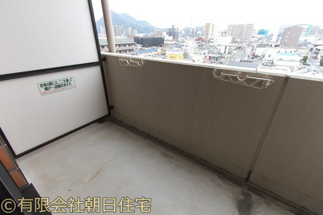 ｅｓｔ　ｂｒｉｃｋ　ｋｏｋｕｓａｉ　ｄａｉ　ｍａｅのバルコニー