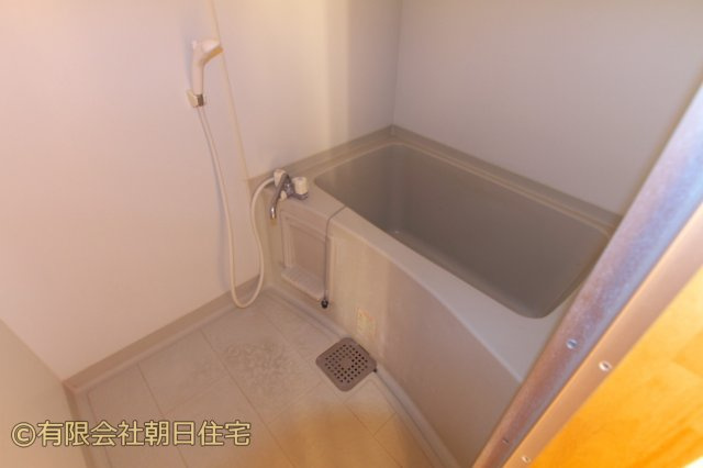 ｅｓｔ　ｂｒｉｃｋ　ｋｏｋｕｓａｉ　ｄａｉ　ｍａｅの浴室