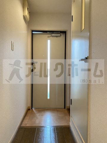 アンソレイエの玄関