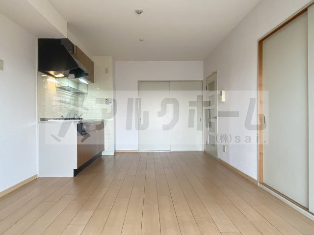 アンソレイエの居間・リビング