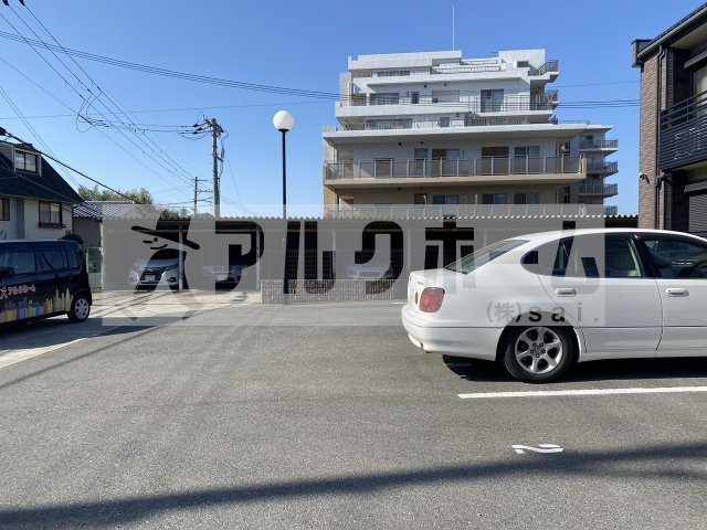 レオネクスト国分サンシャインの駐車場|レオネクスト国分サンシャイン