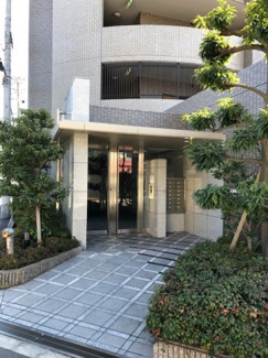 【エントランス】