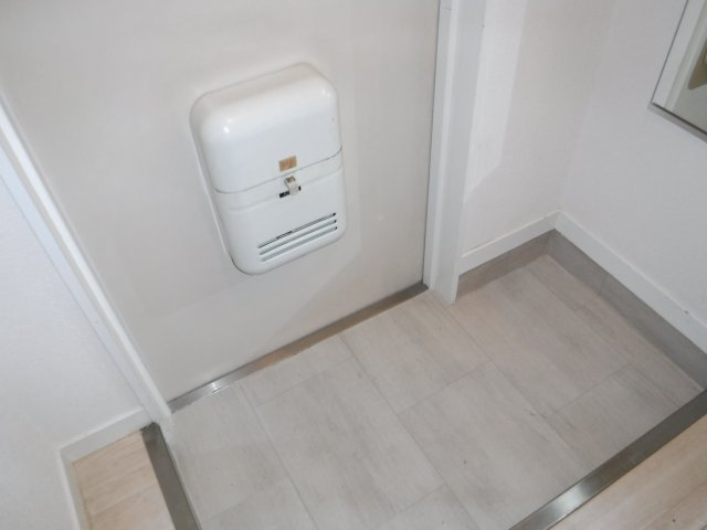 サンノウヤサクビルの玄関|他のお部屋の参考写真となります。