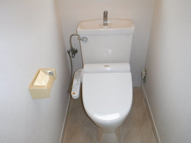 サンノウヤサクビルのトイレ|他のお部屋の参考写真となります。