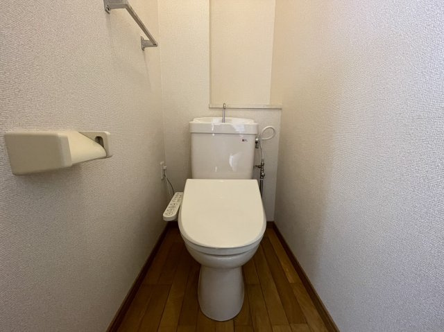 成田市玉造７丁目の賃貸マンションのトイレ