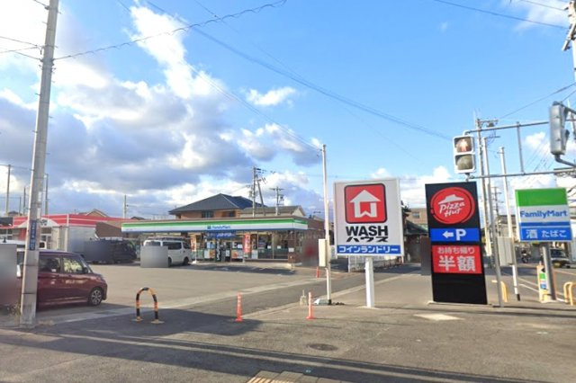 岸和田市上松町　戸建の周辺|ファミリーマート岸和田上松店まで徒歩9分