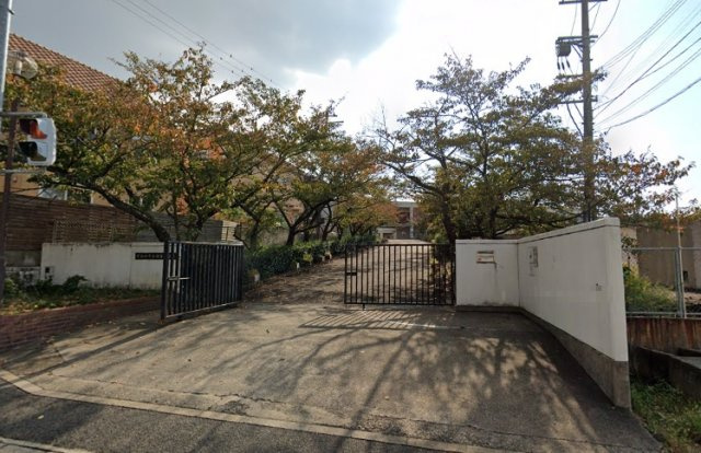 岸和田市上松町　戸建の周辺|通学区の桜台中学校