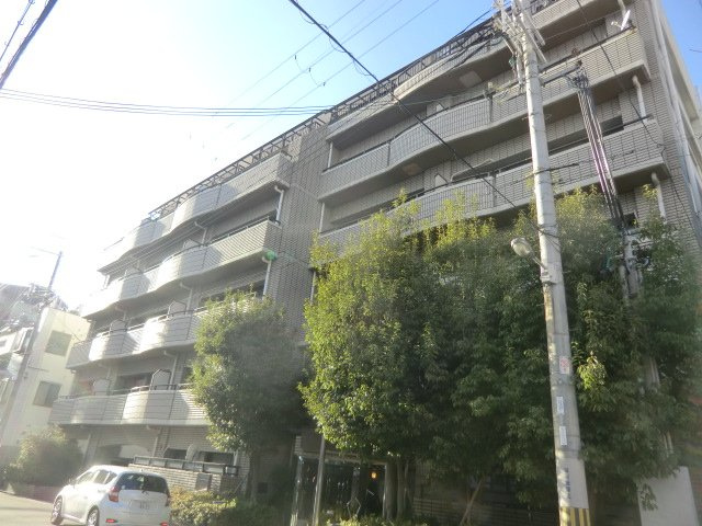 ロイヤルハイツ新北野Ⅱの外観