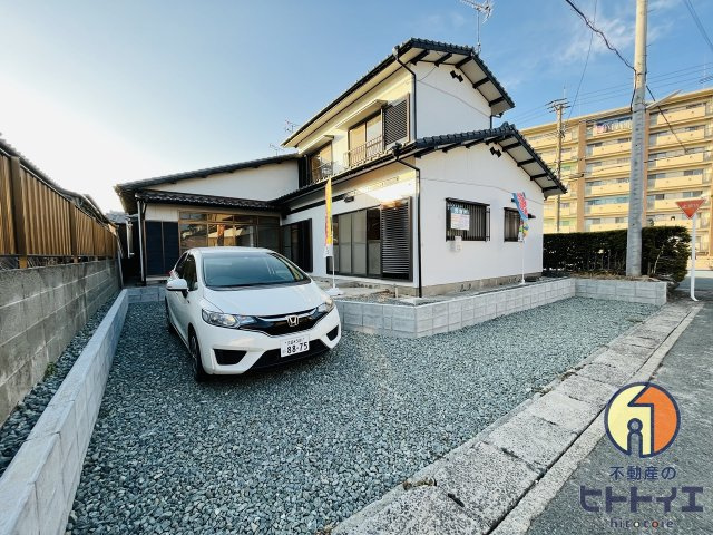 筑後市大字常用中古住宅の駐車場