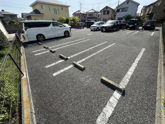 【駐車場】 | PETIT　ETOILE A