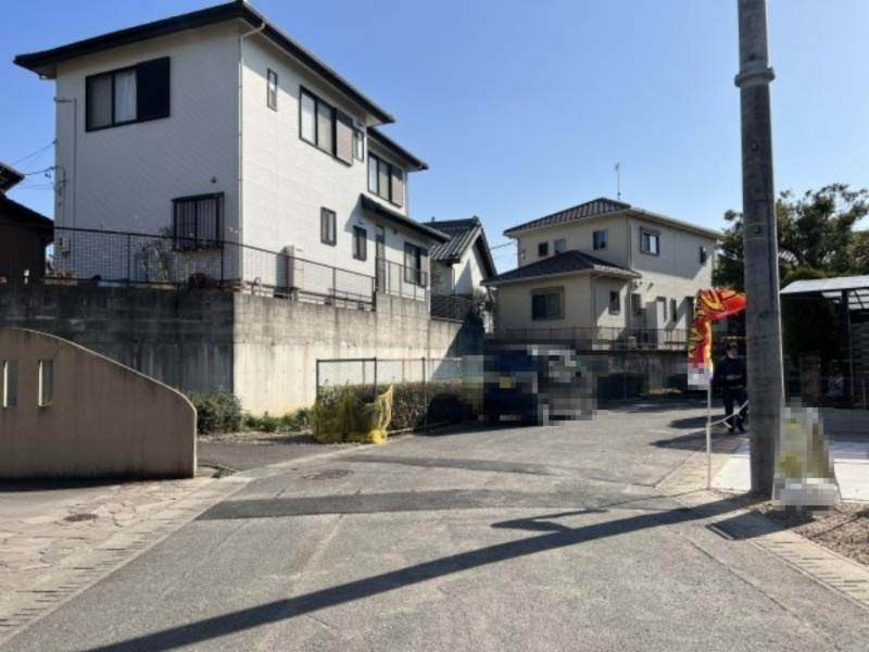 碧南市坂口町新築戸建　2号棟の前面道路含む現地写真|碧南市坂口町3丁目新築戸建前面道路写真です。南東側公道約5.9ｍ