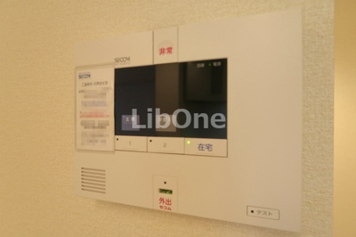 【セキュリティ】 | Gloire ete six 舞浜 | 室内画像は別室105号室のものとなります。間取反転タイプです。募集中のお部屋と異なりますので、予めご了承ください。