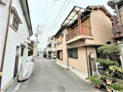 【前面道路含む現地写真】 | 諸福2丁目中古一戸建て