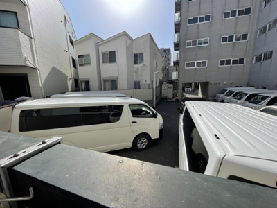 【展望】 | オズレジデンス新大阪 | バルコニーからの景色も良く、風通しも良いです。