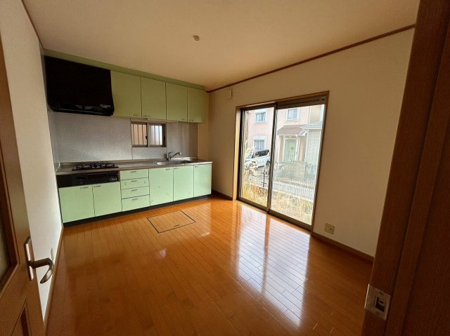 岩出市根来・中古戸建・113296のキッチン