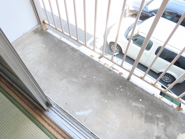 山本ハイツのバルコニー