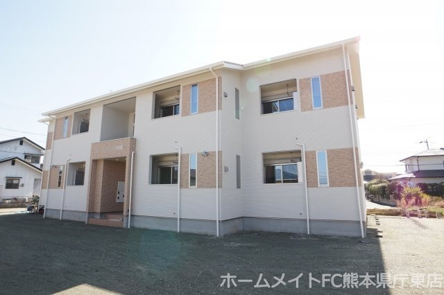 熊本市東区榎町のアパートの外観