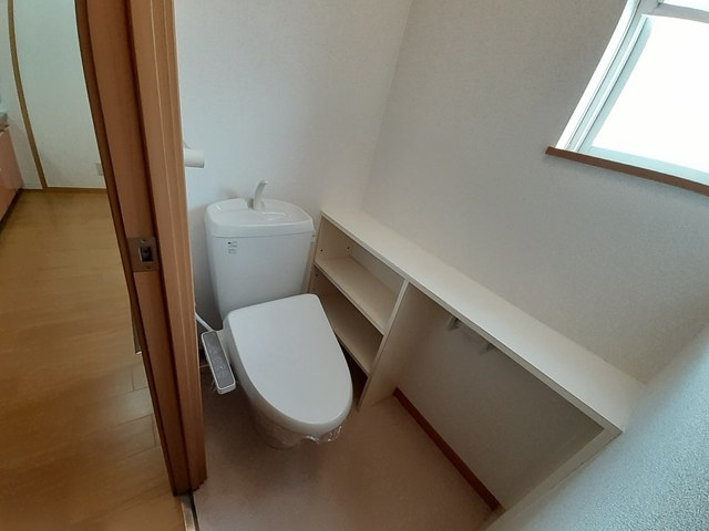 【トイレ】 | エステルノ | トイレです