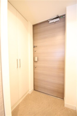 【居間・リビング】 | スワンズ心斎橋EAST