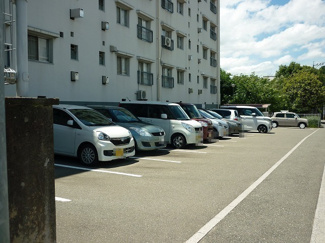 【駐車場】