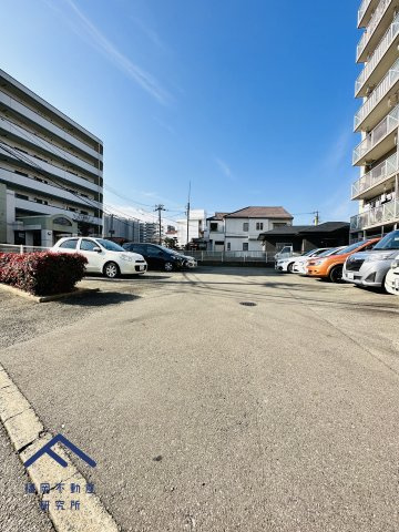 アーサー大橋リベックスの駐車場