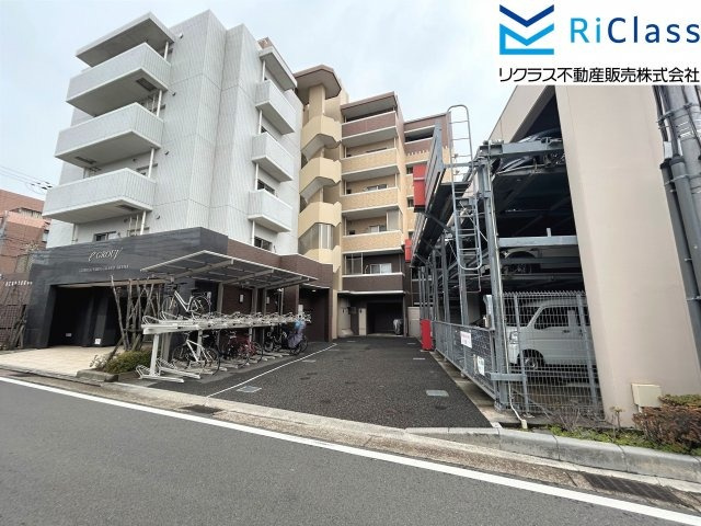 イーグルーブ五色山グランアリーナの駐車場|駐車場です