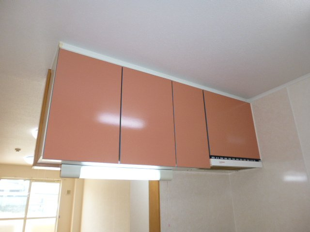 オベルジーヌのキッチン|キッチン上収納