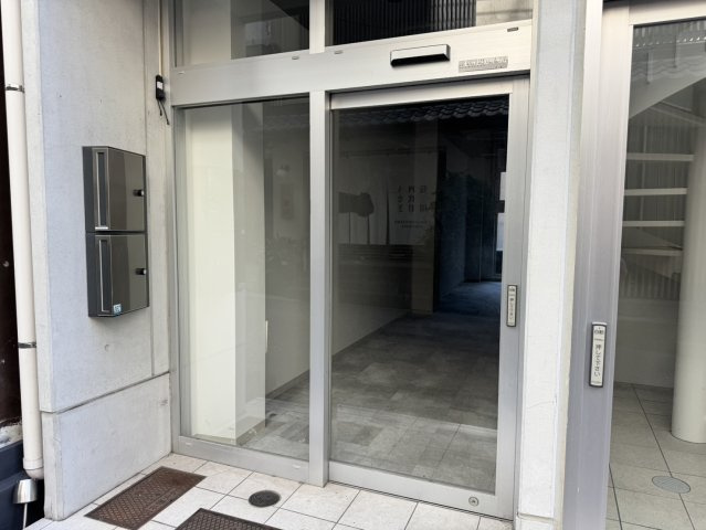 【エントランス】 | 旧　宏栄ビル