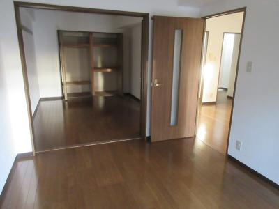 ティファールの子供部屋|洋室