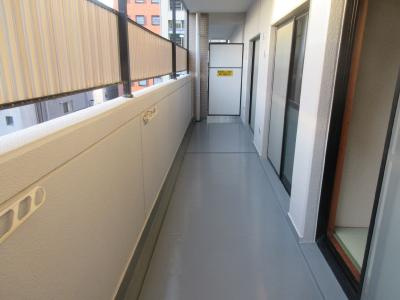 ティファールのバルコニー|広々バルコニー