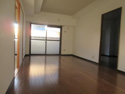 ティファールの居間・リビング