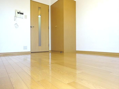 【居間・リビング】 | エスコート代田橋