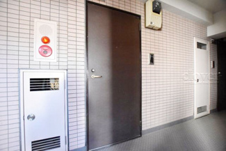 【その他共用部分】 | 共用部　廊下　玄関ドア