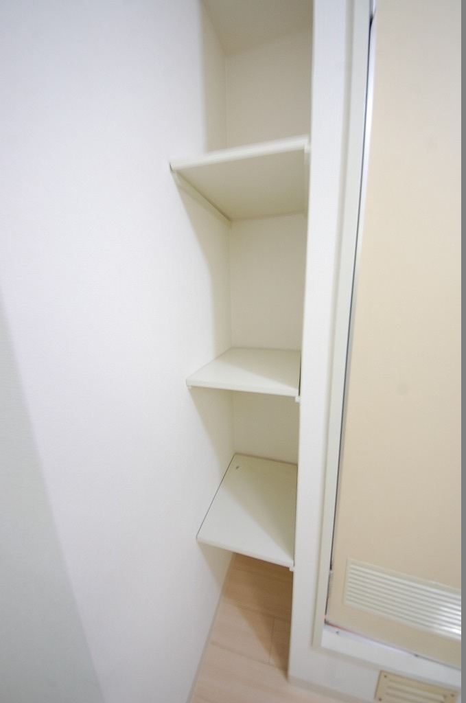 プラザ船越の収納|※お部屋によりリフォーム状況は違います。