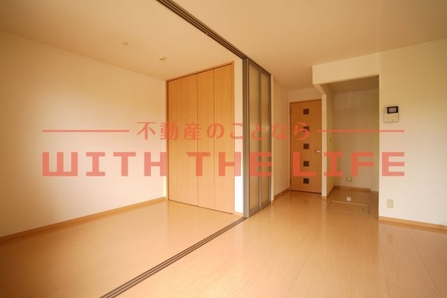 シャルムステージ【10，000円キャッシュバック対象物件】の居間・リビング|使いやすい居間です