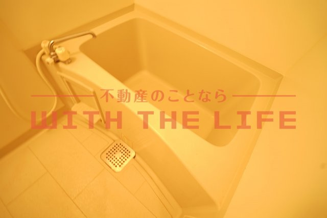 シャルムステージ【10，000円キャッシュバック対象物件】の浴室|日々の疲れを癒すお風呂付です