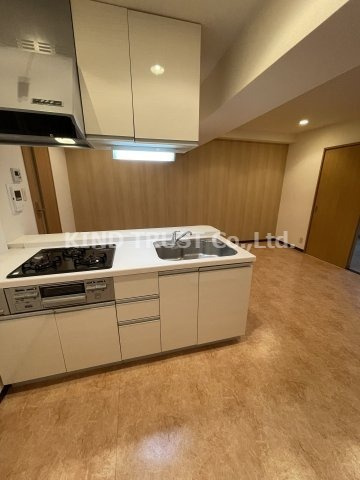 プレステージ天満のキッチン|お料理しやすいキッチンです