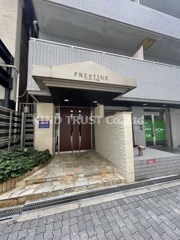 プレステージ天満のエントランス|落ち着いたエントランスです