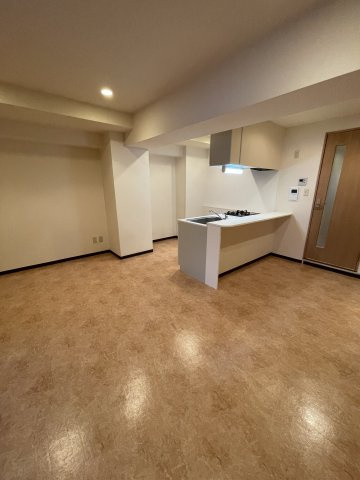 プレステージ天満の居間・リビング|ゆったり過ごせるリビングです