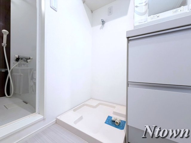【設備】 | ディオステージ新栄 | 洗濯機置き場です
