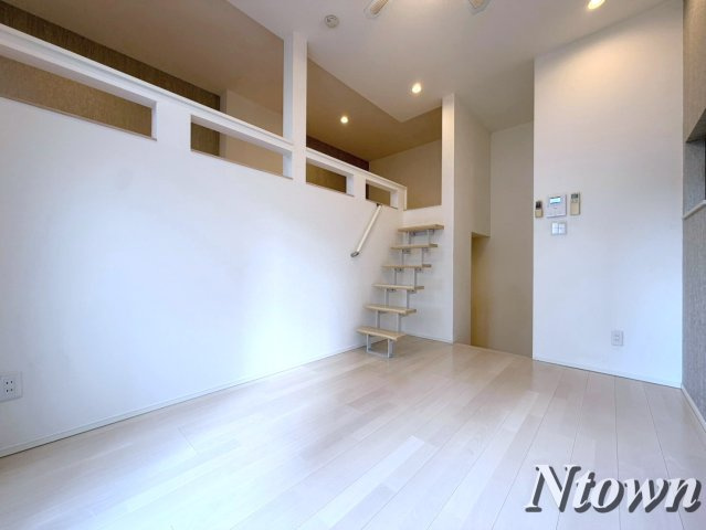 【居間・リビング】 | ディオステージ新栄 | 使いやすい居間です