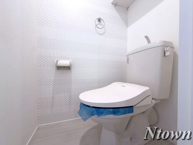 【トイレ】 | ディオステージ新栄 | 落ち着いた色調のトイレです