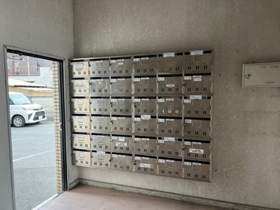 【その他共用部分】 | ユトリロ八通 | メールボックス（※写真はイメージです、現況優先となります）