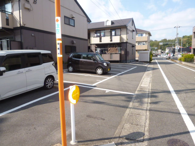 倉敷市連島２丁目のアパートの駐車場