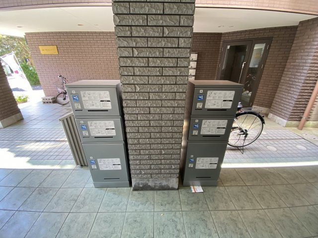 ネットショッピングで大活躍の宅配ボックス★