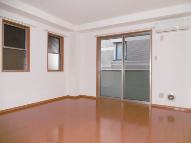 二面採光の室内★