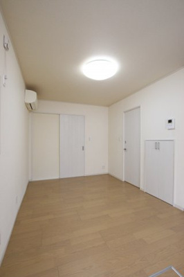 【居間・リビング】 | 堺市中区土塔町貸テラス