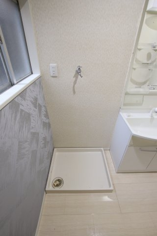 【設備】 | 堺市中区土塔町貸テラス | 室内洗濯機置場